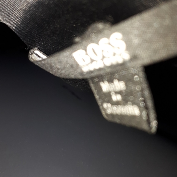 2 piece suit - Picture 4 of 8